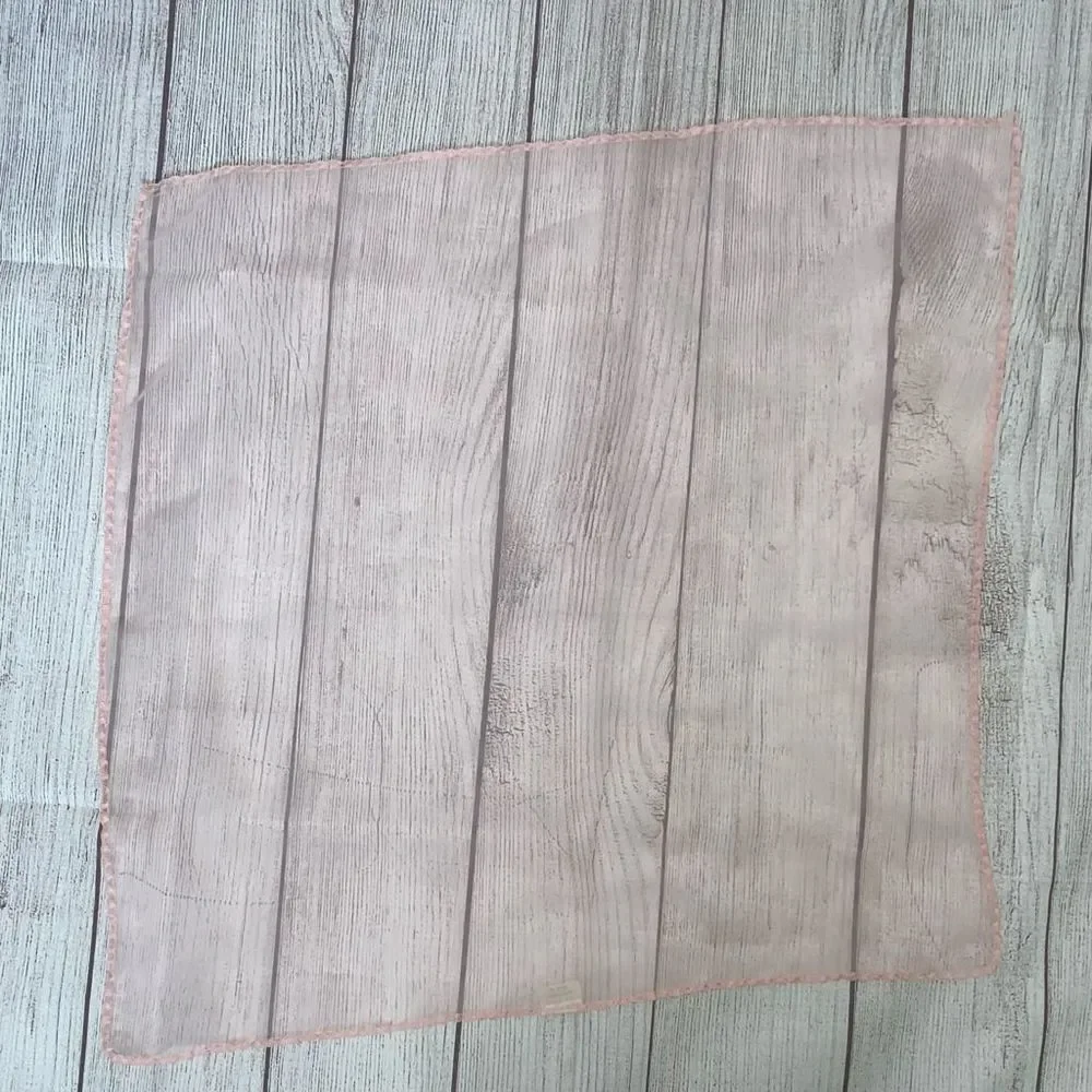 Vintage 1960’s Sheer head scarf with scallop embroidery edging light pink - Picture 7 of 9